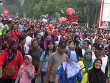 Puluhan Ribu Buruh di Jombang Gelar Aksi Jalan Sehat