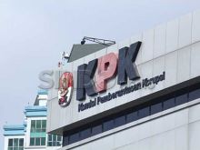 KPK Tangkap Hakim PTUN di Mal Medan
