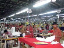 Ekonomi Loyo, Sektor Industri PHK 50.000 Karyawannya