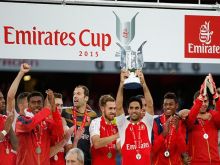 Arsenal Juara Piala Emirates 2015