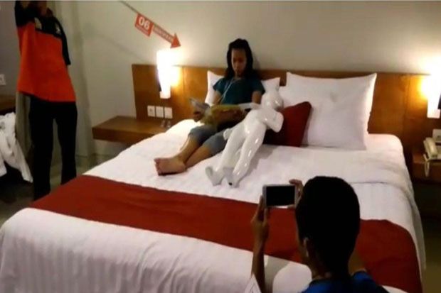 Bokep Bocah Dihotel Bandung - Reka Ulang Kasus Video Porno Anak, 3 Bocah Diganti Boneka