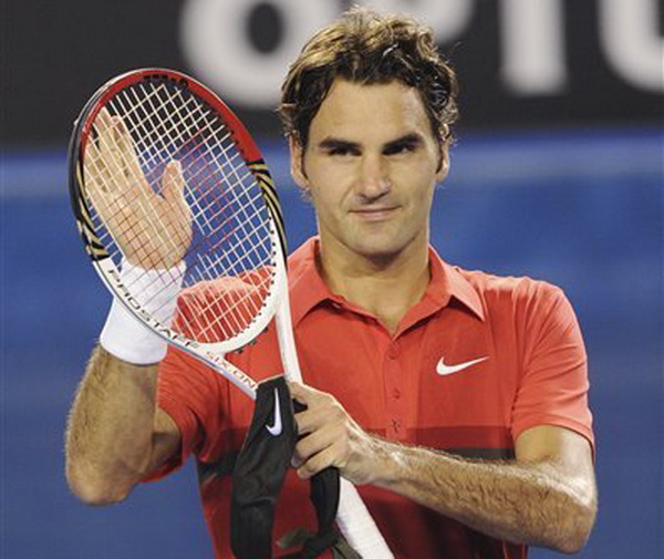 Beck cedera pinggang, Federer melenggang
