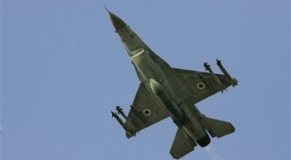 Pesawat Israel serang Jalur Gaza