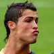 Ronaldo mengaku senang terlihat tampan