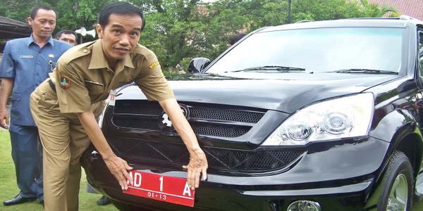 Jokowi: Saya bukan salesman mobil Esemka!
