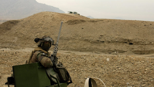 2013, Prancis tarik militernya di Afganistan