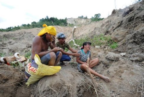 Ribuan tentara cari korban gempa Filipina