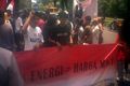 Ratusan mahasiswa demo dukung konversi BBM ke BBG