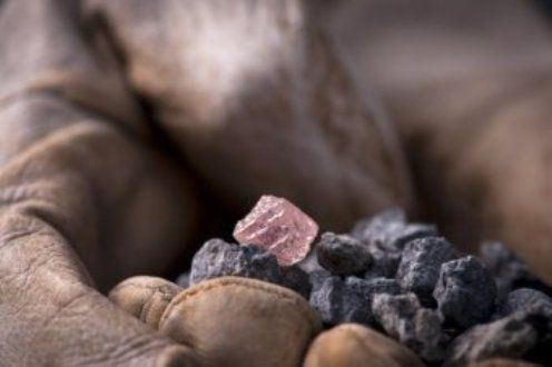 Berlian pink terbesar ditemukan di Australia