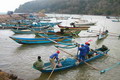 Cuaca buruk, nelayan diberi bantuan beras