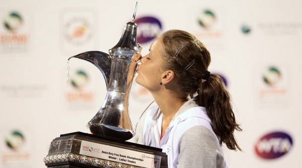 Koleksi gelar ketiga, Radwanska tembus 5 WTA