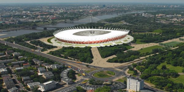 Stadion Narodowy megah dan terbesar