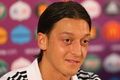 Ozil: Tim manapun ingin kalahkan Jerman