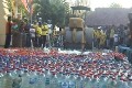 Ribuan botol miras & obat terlarang dimusnahkan