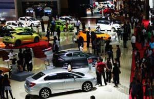 Penjualan mobil di AS melonjak 13,4 persen