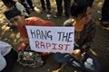 Ayah mahasiswi korban perkosaan New Delhi protes foto palsu