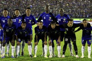 Haruskah klub Indonesia berkompetisi di luar negeri?