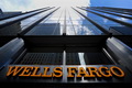 Laba Wells Fargo melonjak hingga 24%