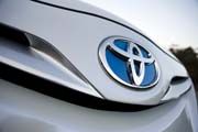 Toyota rebut penjualan mobil terbanyak 2012