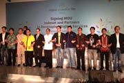 Indosat gandeng 15 mitra pengembang aplikasi