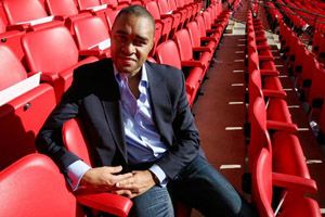 Tersandung kasus rasisme, pejabat FA mengundurkan diri