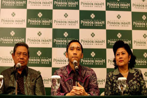 Ani & Gita Catum Demokrat berpeluang direstui SBY