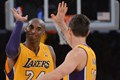 Hantam Hornets, Lakers geser posisi Jazz