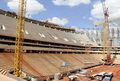 Molor lagi, pembukaan stadion Piala Konfederasi