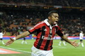 Robinho tegaskan  bertahan di Milan
