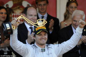Nico Rosberg juara GP Monaco