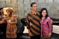 Jokowi: Paling enak dipasangkan dengan istri saya