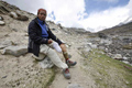 Wanita satu kaki pertama taklukan Everest