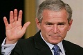 Jet mantan Presiden Bush mendarat darurat