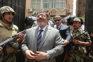 Usai digulingkan, Morsi ditahan