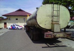 Penyelundupan 44 ton minyak mentah ke Medan dibongkar