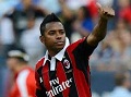 Milan perpanjang kontrak Robinho