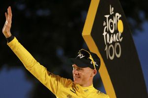 Chris Froome sabet gelar Tour de France