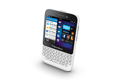 Blackberry Q5 mulai meluncur akhir Juli