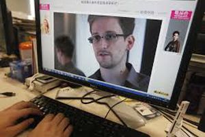 Rusia beri Snowden suaka satu tahun
