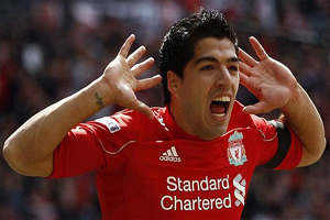 Berita Suarez bertahan di Liverpool, bohong!