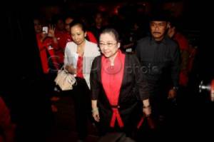 Keluar negeri, Megawati tak hadiri pidato presiden