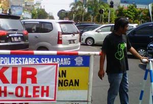 Hari libur, Jalan Pandanaran Semarang beralih fungsi