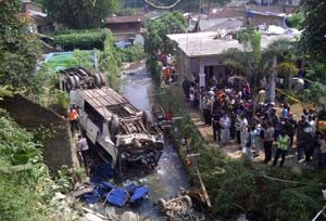 Kecelakaan di Cisarua, Polisi: Bus Giri Indah rem blong