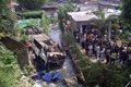 Keluarga korban Bus Giri Indah datangi RS Sentra Medika