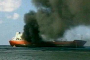 Kapal Ekspres Bahari terbakar karena puntung rokok