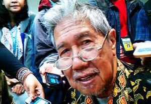 Guru besar Unair Prof Soetandyo tutup usia