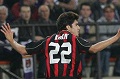 Milan beri Kaka nomor 22