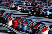 Penjualan mobil di Eropa Agustus turun