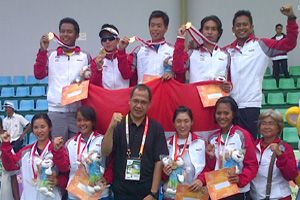 Tim tenis Indonesia kawinkan emas