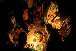 Ratusan warga di Jawa Tengah hidup dalam kegelapan